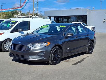 Used 2019 Ford Fusion SE