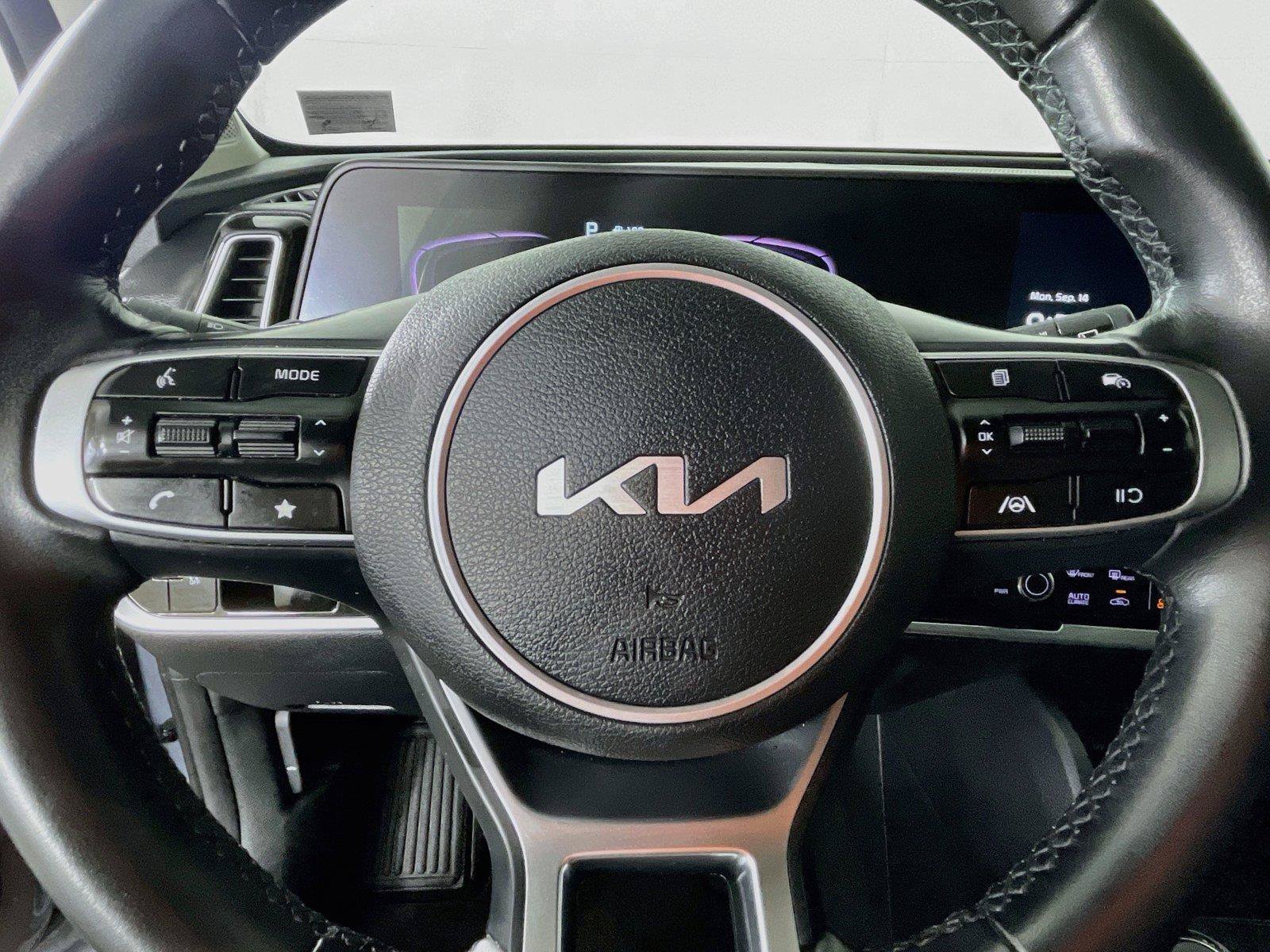 Used 2024 Kia Sportage EX FWD image 14