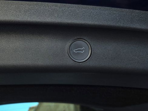 Used 2023 Tesla Model Y Long Range image 26