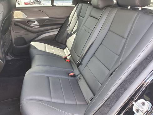 Used 2022 Mercedes-Benz GLE 350 w/ Premium Package image 12