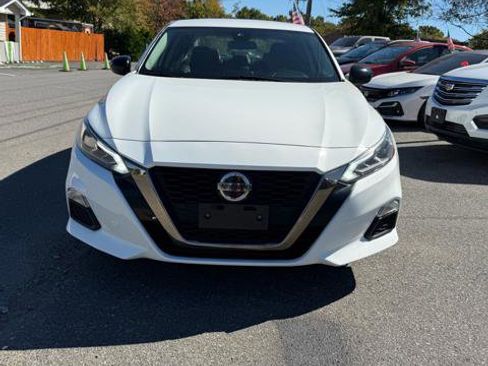 Used 2021 Nissan Altima 2.5 SR image 8