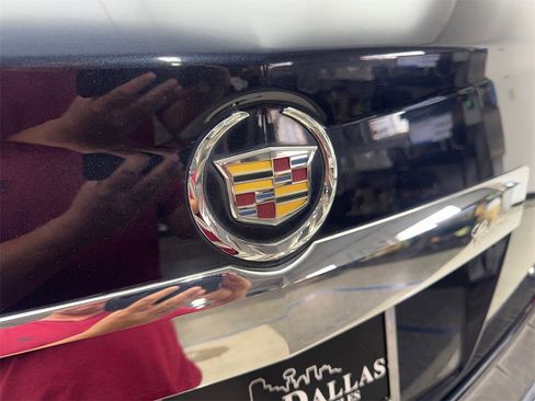 Used 2015 Cadillac SRX Luxury w/ Driver Awareness Package image 21