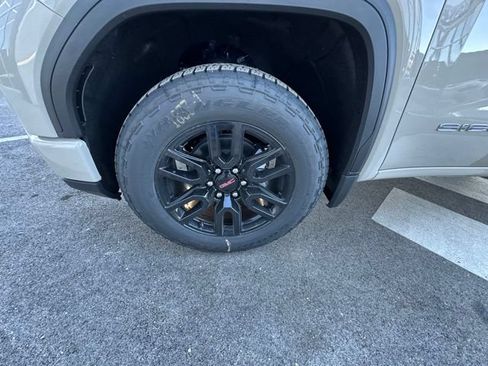 New 2026 GMC Sierra 1500 Pro w/ Graphite Edition AWD/4WD image 11