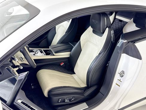 Used 2020 Bentley Continental GT V8 image 10