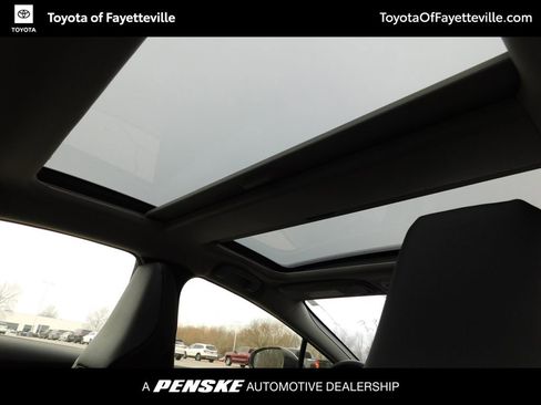 Used 2024 Toyota Prius Prime image 6