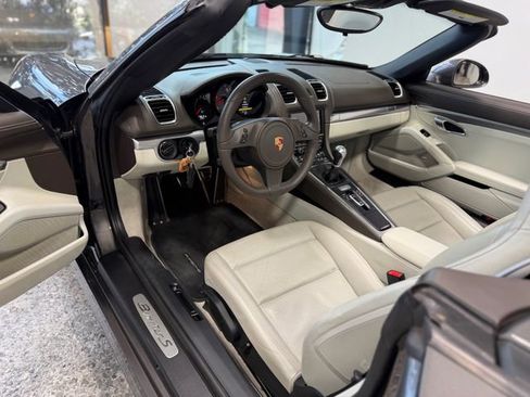 Used 2013 Porsche Boxster S RWD image 22