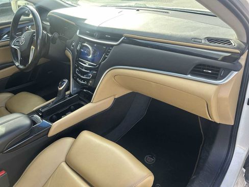 Used 2013 Cadillac XTS Luxury image 29