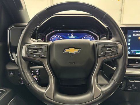 Used 2024 Chevrolet Silverado 1500 High Country AWD/4WD image 21