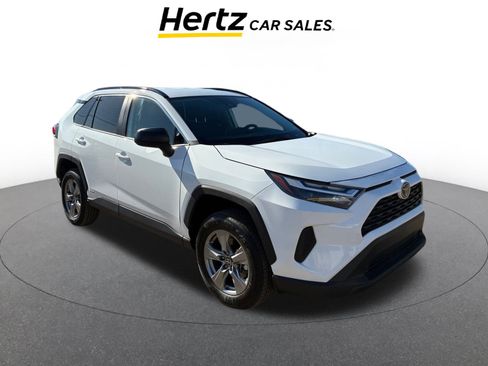 Used 2025 Toyota RAV4 LE image 1