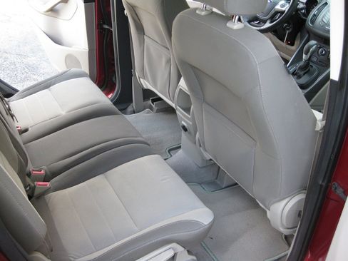 Used 2014 Ford Escape SE FWD image 29