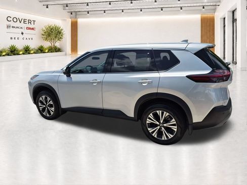 Used 2021 Nissan Rogue SV FWD image 7