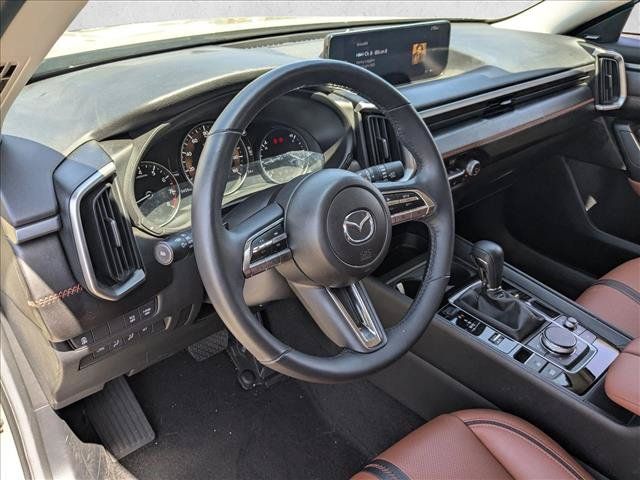 Used 2025 MAZDA CX-50 AWD 2.5 Turbo w/ Premium Pkg image 10