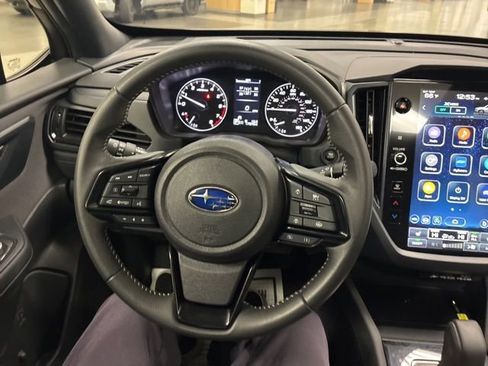 Used 2025 Subaru Forester Premium AWD/4WD image 27