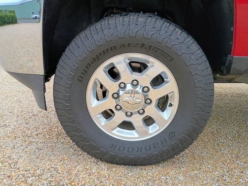 Used 2015 Chevrolet Silverado 2500 LT w/ Z71 Package, Off-Road AWD/4WD image 23