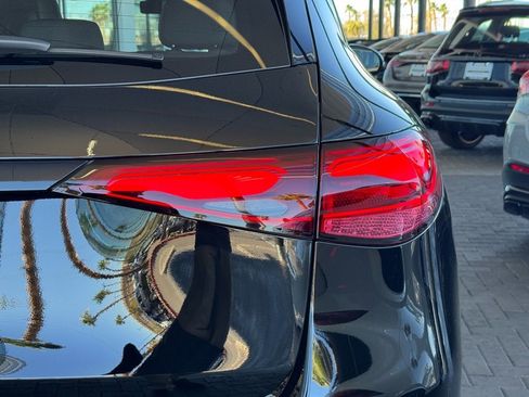 Certified 2025 Mercedes-Benz GLC 300 image 22