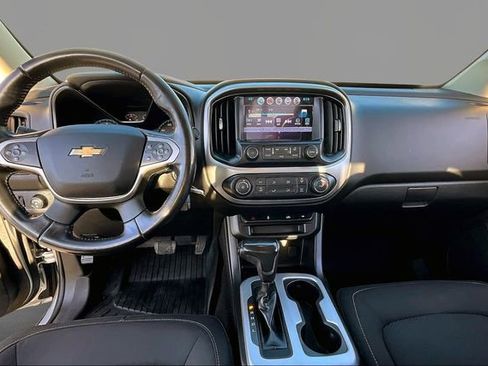 Used 2018 Chevrolet Colorado LT w/ LT Convenience Package image 7