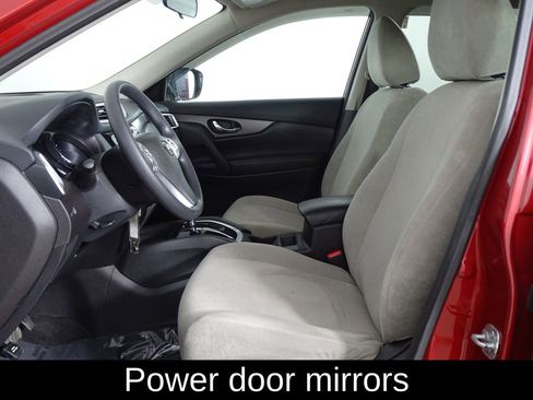 Used 2016 Nissan Rogue S w/ Appearance Package image 10