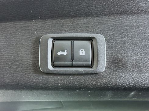 Used 2024 Mitsubishi Outlander SE FWD image 30