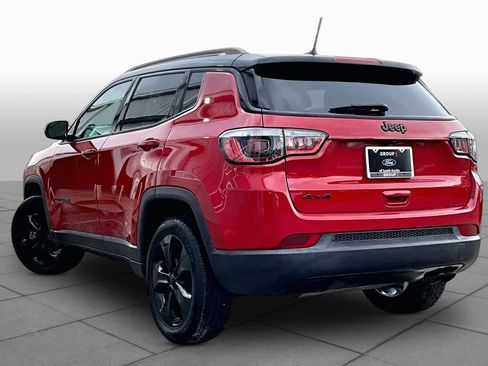 Used 2021 Jeep Compass Latitude image 12