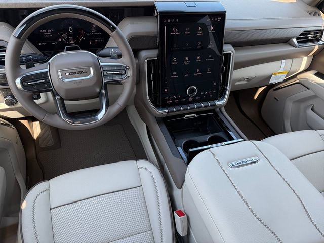New 2026 GMC Yukon Denali w/ Denali Reserve Package AWD/4WD image 13
