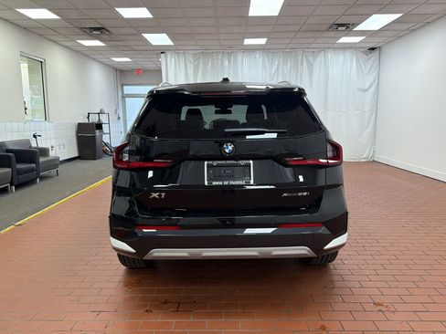 Used 2026 BMW X1 xDrive28i w/ Technology Package AWD/4WD image 9