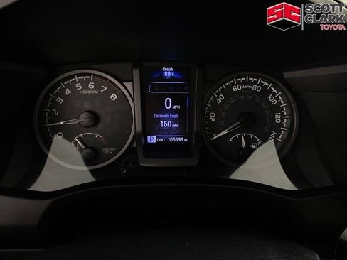 Used 2017 Toyota Tacoma TRD Sport w/ Premium & Technology Package AWD/4WD image 17
