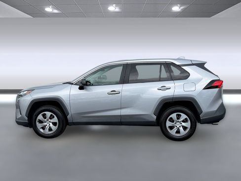 Used 2023 Toyota RAV4 LE FWD image 2