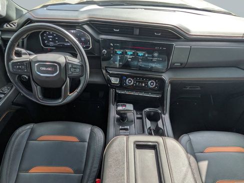 Used 2022 GMC Sierra 1500 AT4 image 15