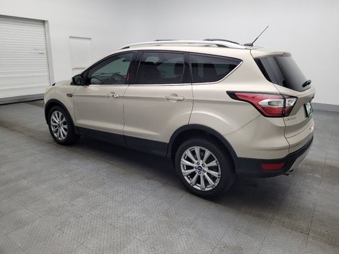 Used 2017 Ford Escape Titanium image 3