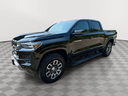 Used 2026 Chevrolet Colorado Z71 w/ Technology Package AWD/4WD image 1