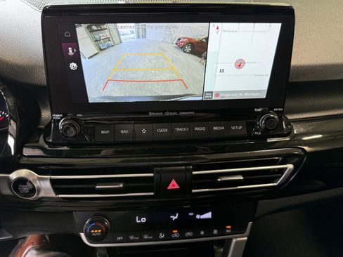 Used 2023 Kia Seltos EX AWD/4WD image 12