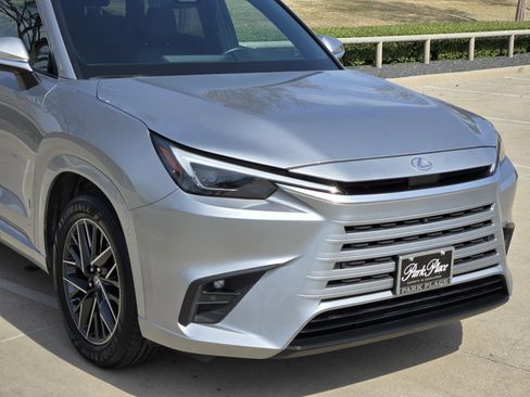 Certified 2024 Lexus TX 350 FWD w/ Technology Package image 10