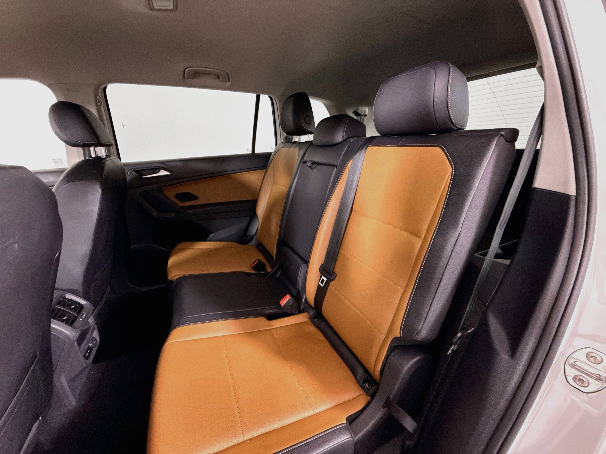 Used 2019 Volkswagen Tiguan SE FWD image 21