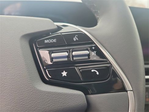 New 2025 Kia Niro EX Touring image 25