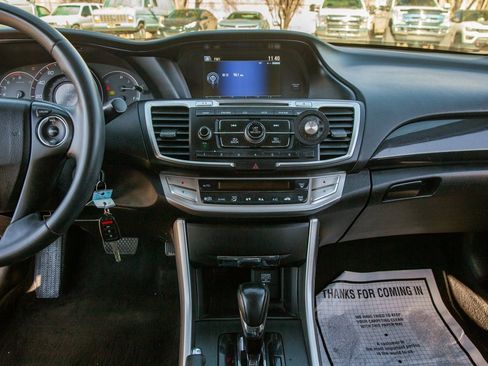 Used 2015 Honda Accord Sport image 15