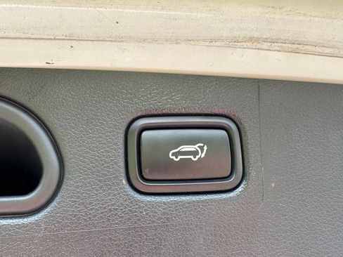 Used 2018 Hyundai Tucson Value w/ Cargo Package AWD/4WD image 25