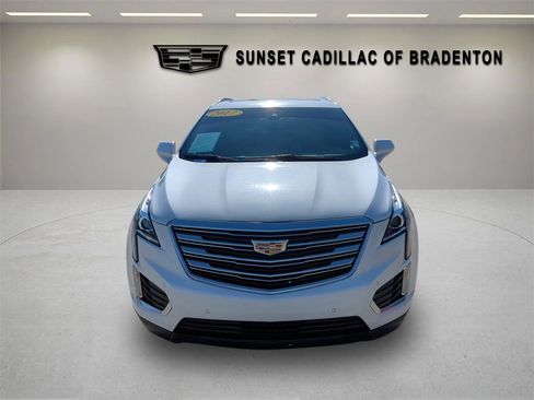 Used 2017 Cadillac XT5 Luxury w/ Driver Awareness Package image 2