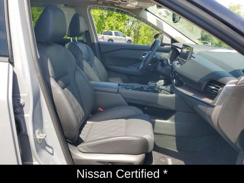 Certified 2024 Nissan Rogue Platinum w/ Platinum Premium Package AWD/4WD image 11