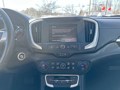 Used 2023 GMC Terrain SLE w/ Driver Convenience Package AWD/4WD image 16
