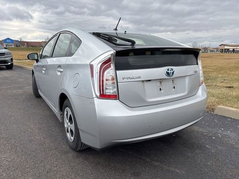 Used 2015 Toyota Prius Two image 7