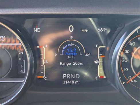 Used 2023 Jeep Gladiator Mojave w/ Trailer Tow Package image 10