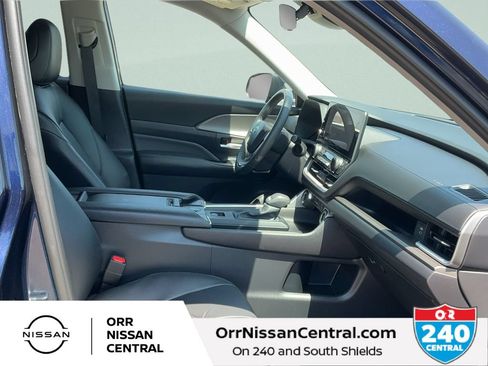 Used 2026 Toyota Grand Highlander AWD image 11