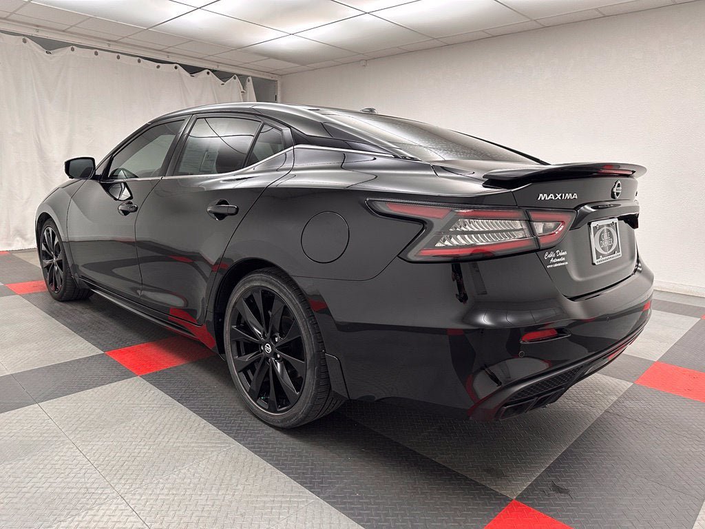 Used 2021 Nissan Maxima SR w/ Sport Mat Group FWD image 4