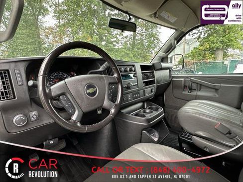 Used 2023 Chevrolet Express 2500 w/ Driver Convenience Package image 18