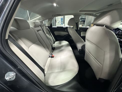 Used 2024 Honda Civic EX image 19