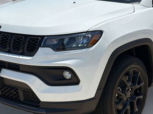 New 2026 Jeep Compass Latitude AWD/4WD image 12