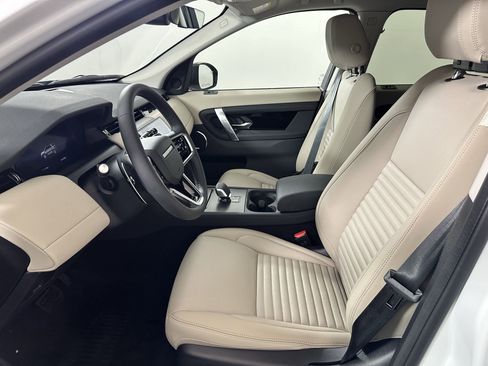 Certified 2025 Land Rover Discovery Sport S image 4