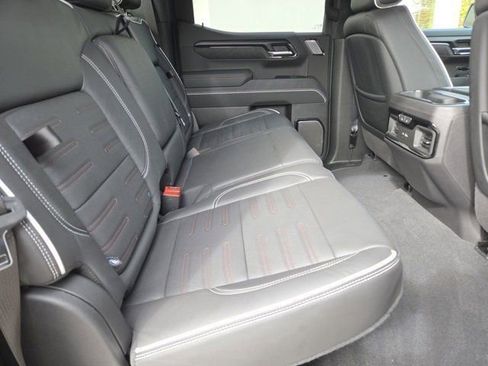 Used 2024 GMC Sierra 1500 AT4X image 6