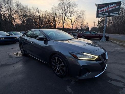 Used 2022 Nissan Maxima SV w/ Floor Mat Group image 1