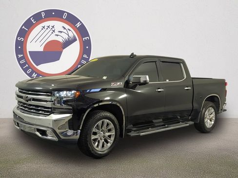 Used 2019 Chevrolet Silverado 1500 LTZ w/ LTZ Premium Package AWD/4WD image 1